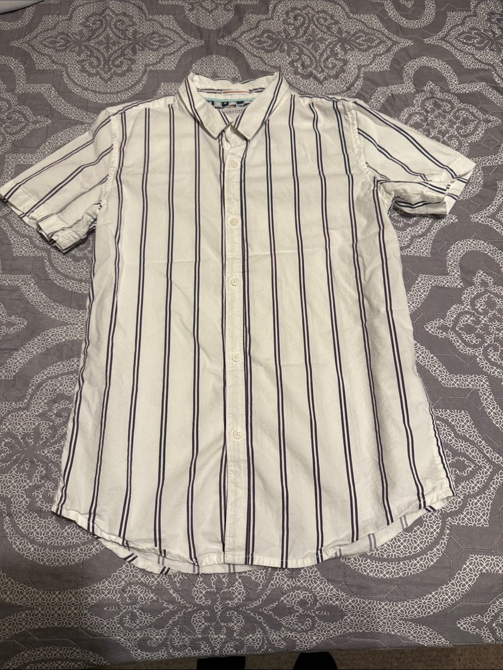 Boy White Short-Sleeve Stripe Button-Up Shirt - Casual